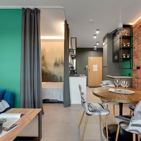 Hellogdansk Walowa With Parking By Lion Apartments Екстериор снимка