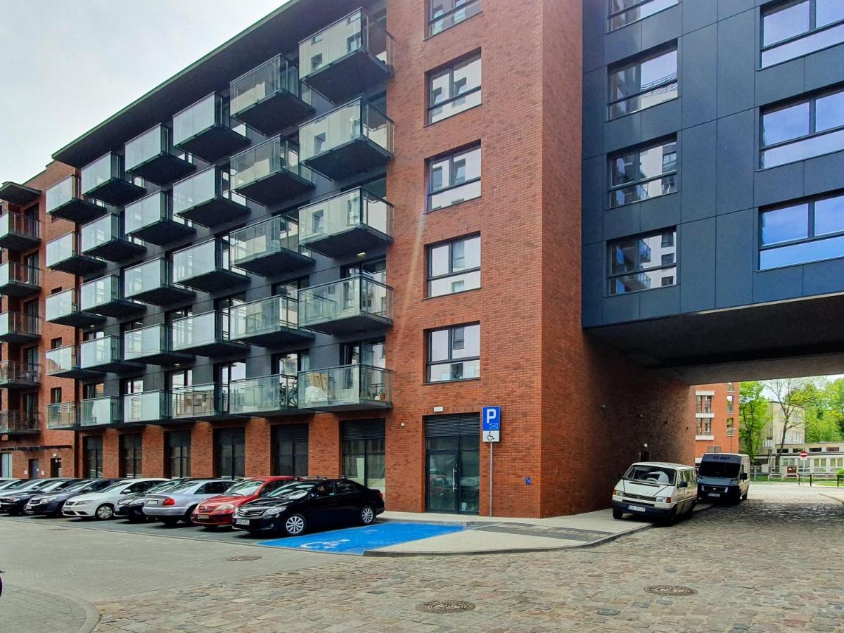 Hellogdansk Walowa With Parking By Lion Apartments Екстериор снимка